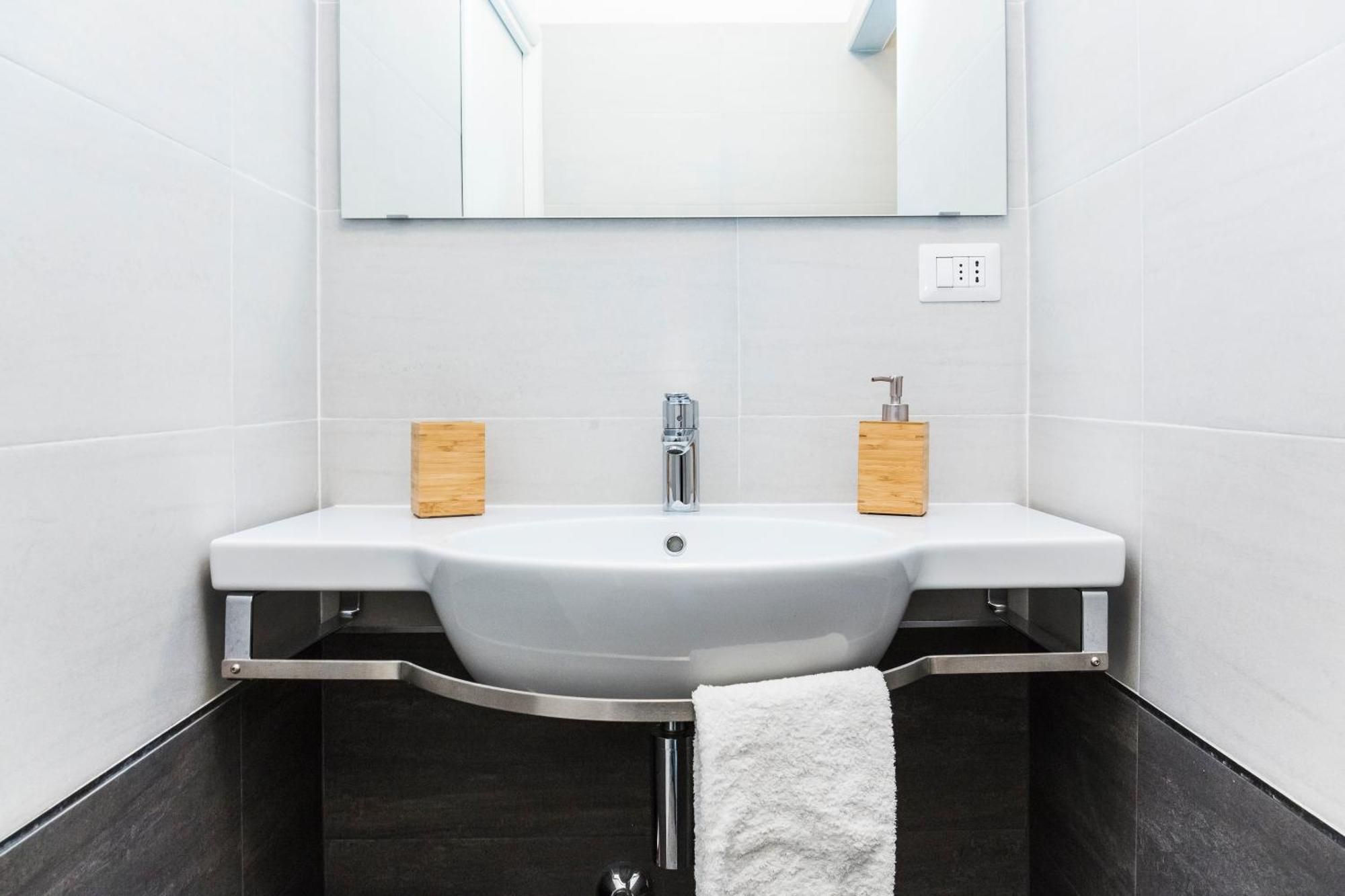Polvara Trentuno Apartment Risorgimento Лекко Экстерьер фото